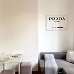 Charming Parisian Apartment Paris 2 Central