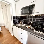 Charming Parisian Apartment Paris 2 Central