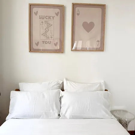 Charming Parisian 2 Apartment Paris