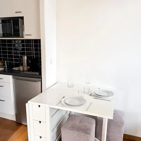 Apartment Charming Parisian 2 Paris