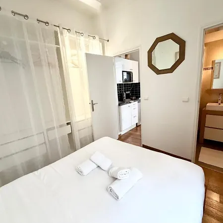 Charming Parisian 2 * Parigi