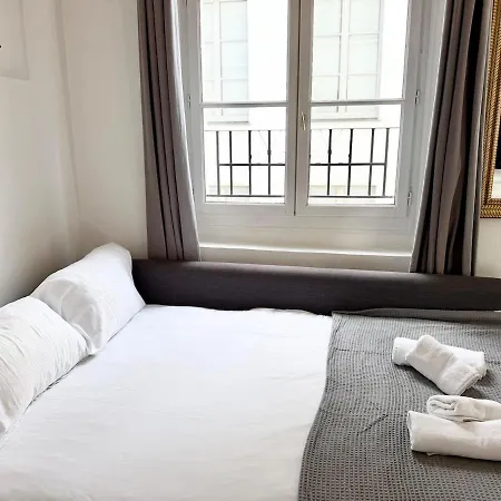 Apartment Charming Parisian 2