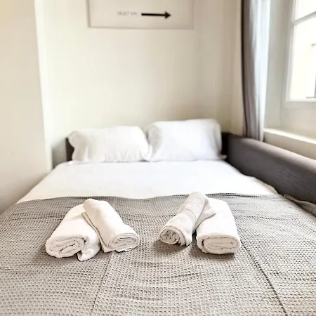 Apartment Charming Parisian 2